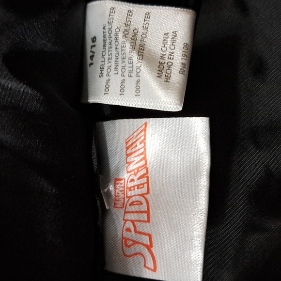 NWT Spider-man, Marvel black & red winter coat with hood. Size 14/16 - Picture 3 of 4